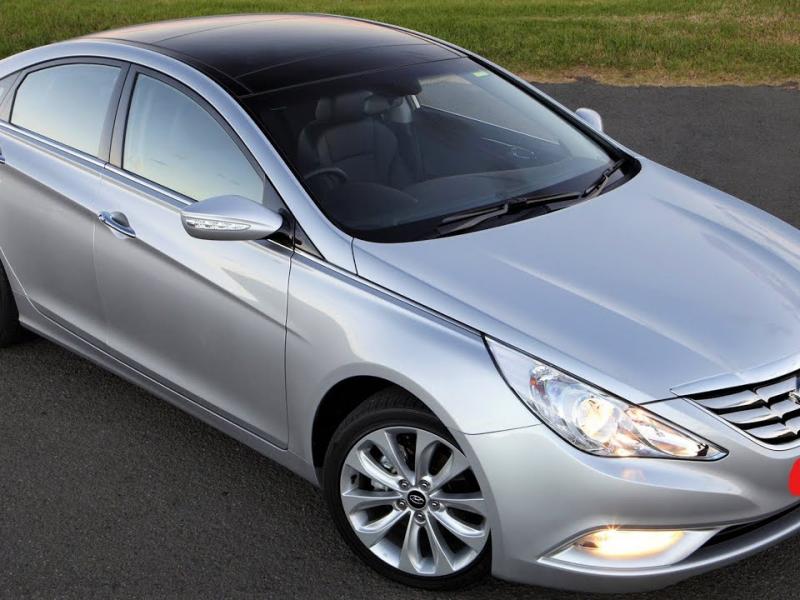 автомобиль Hyundai